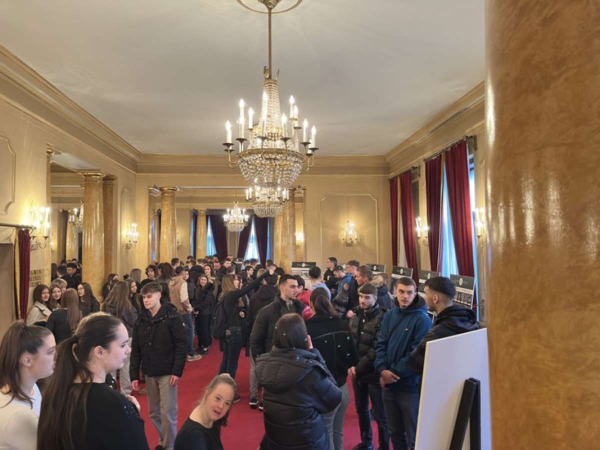 Standard Post with Gallery