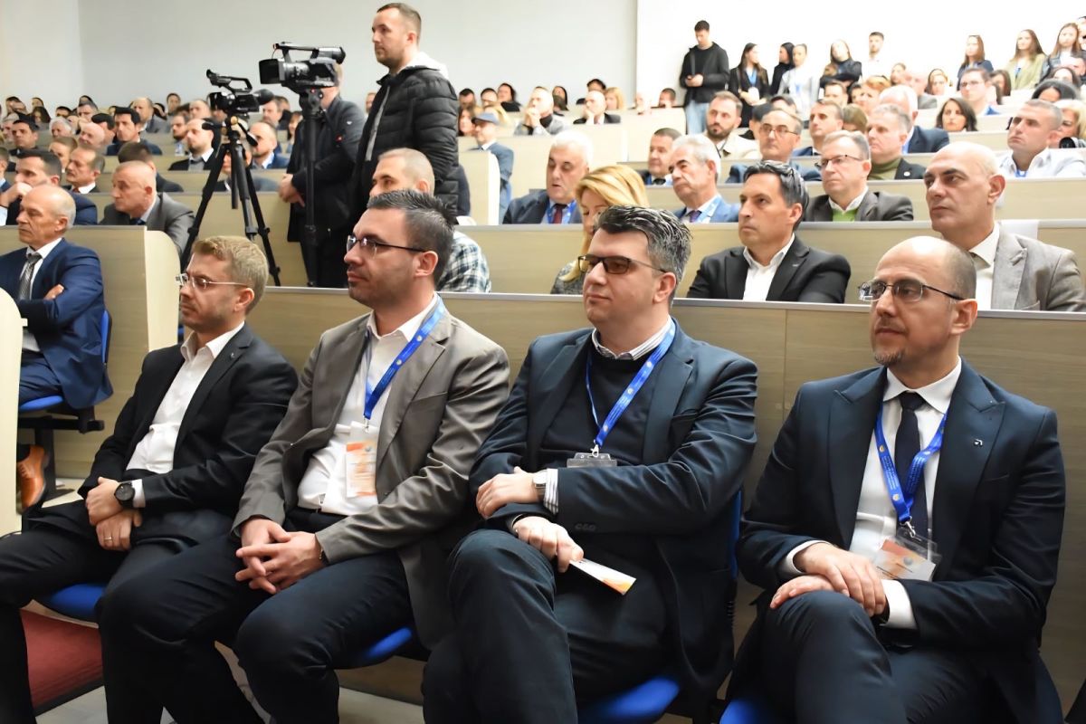 Standard Post with Gallery